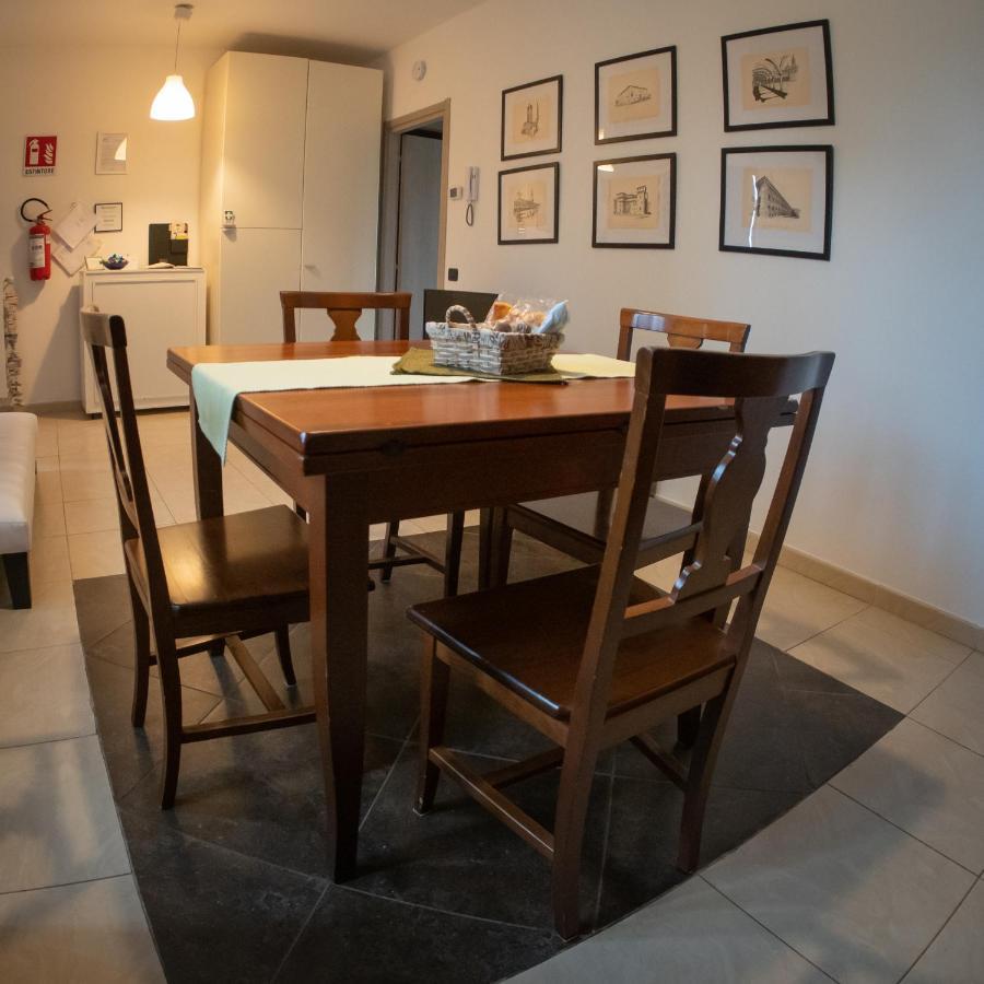 Jolie Maison Cassano Magnago Eksteriør billede