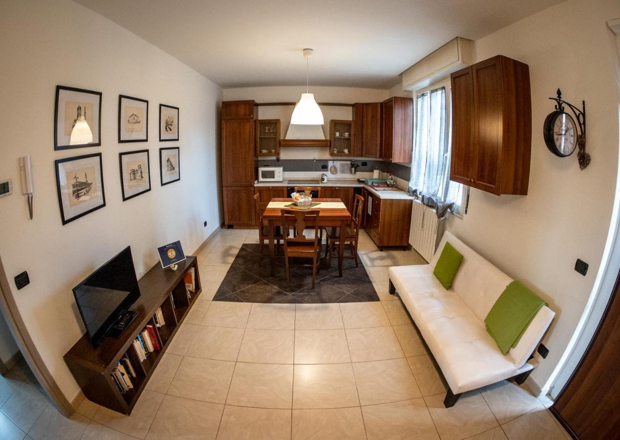 Jolie Maison Cassano Magnago Eksteriør billede